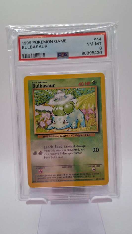 Base Set Bulbasaur 44 PSA 8